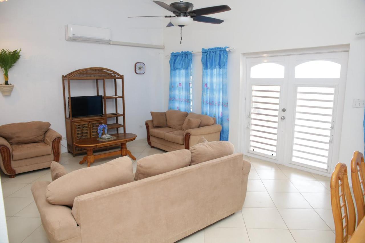Breezee Apartment Long Path Bagian luar foto