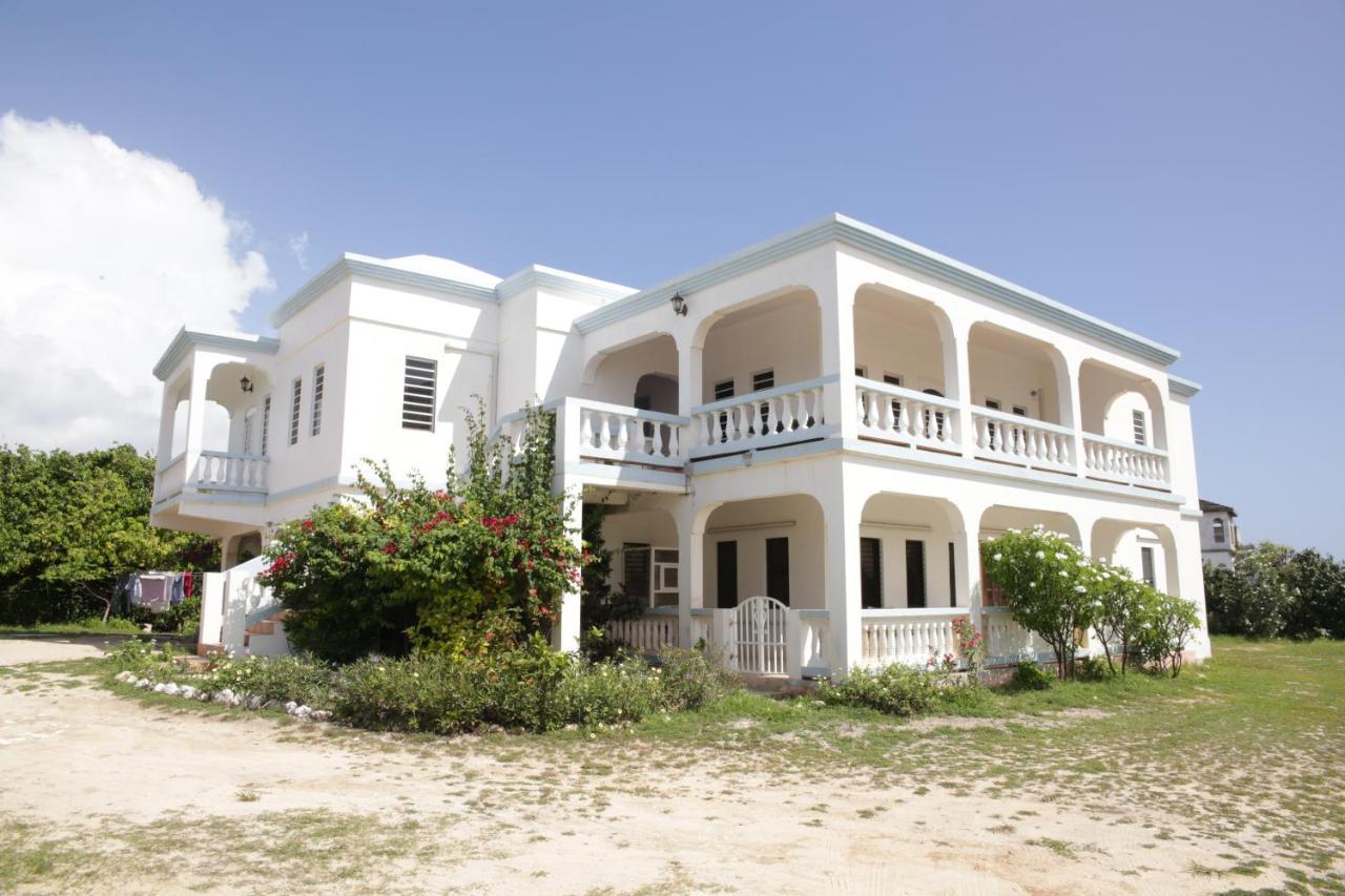 Breezee Apartment Long Path Bagian luar foto